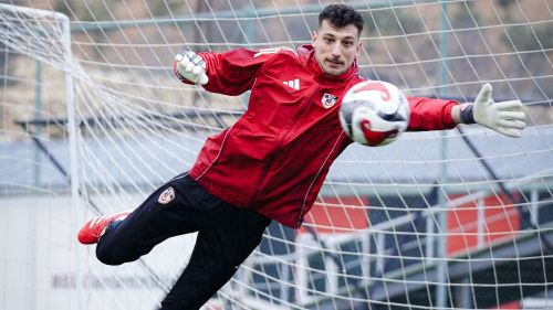 Gaziantep FK'da Mustafa Burak Bozan nerede?